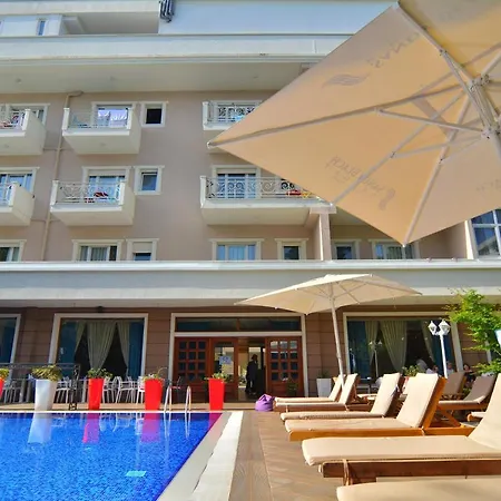 Resort Sandy 4*
