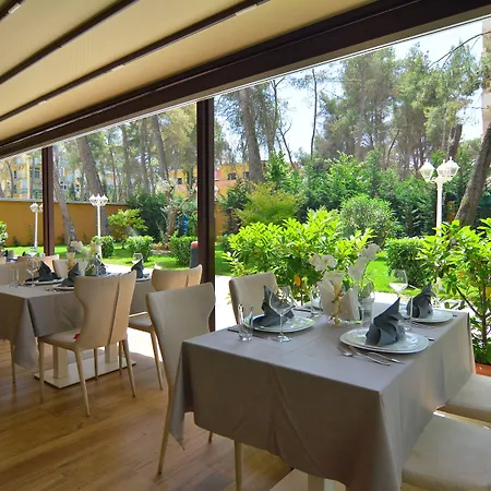 Semesteranläggning (resort) Sandy 4*