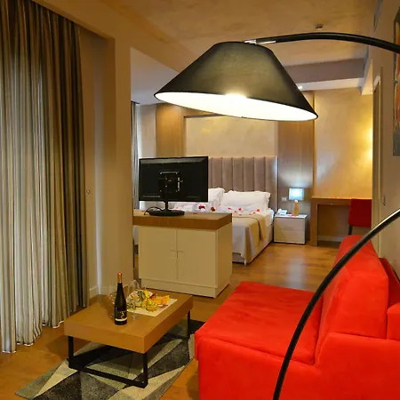 Sandy Semesteranläggning (resort) Golem (Tirana)