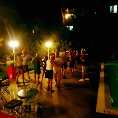 Sandy 4* Golem (Tirana)
