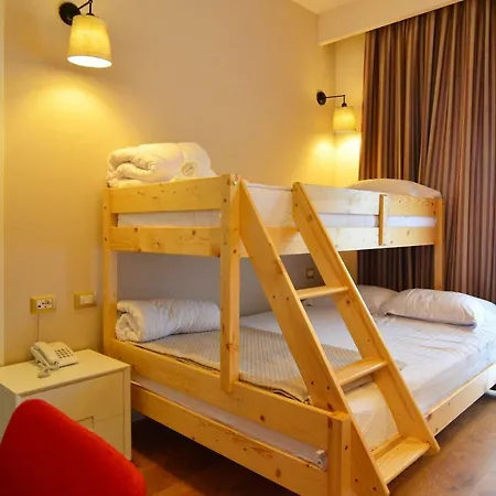 Sandy 4* Golem (Tirana)