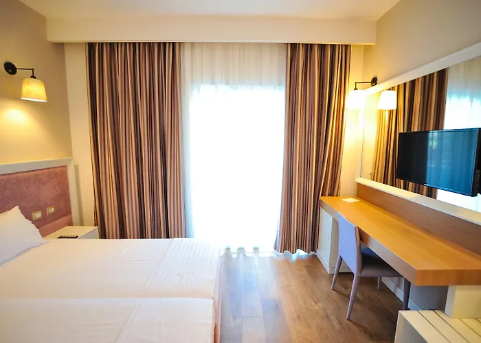 Sandy 4* Golem (Tirana)