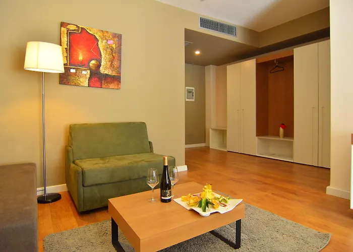 Resort Sandy Golem (Tirana)