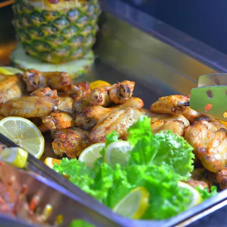 Sandy Θέρετρο Golem (Tirana)