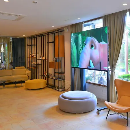 Sandy Resort 4*