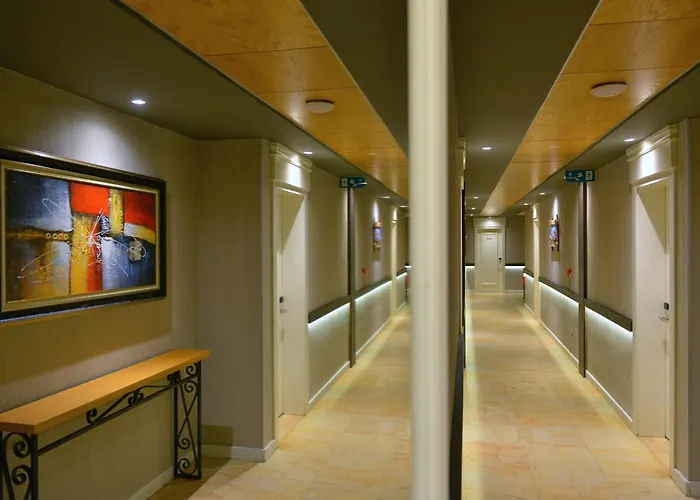 Resort Sandy Golem (Tirana)